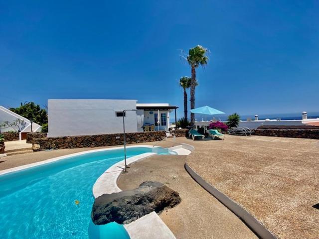 Bungalow Rey Carlos Пуэрто дель Кармен Экстерьер фото